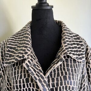 Erin London Jacket 2xl Black White Animal Print ‎ Soft Faux Leather
